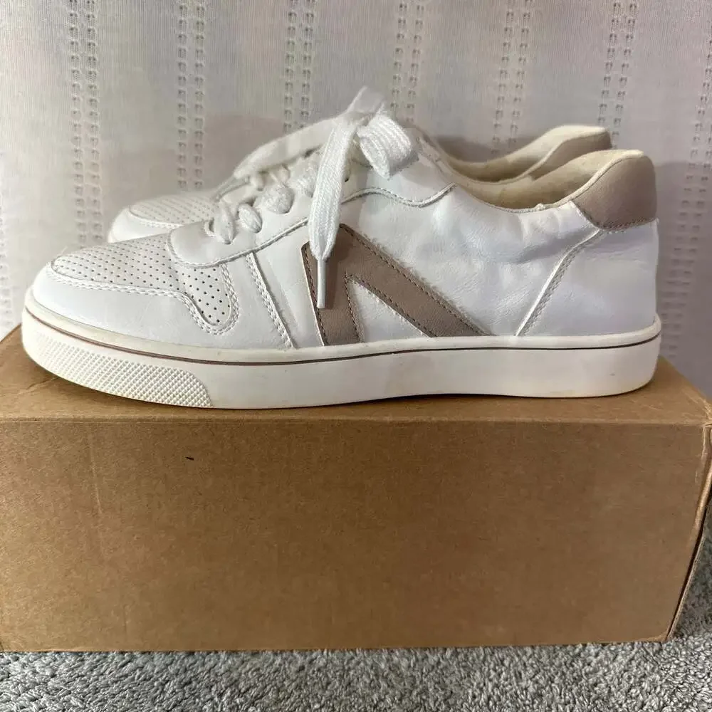 MIA Woman’s Sneakers 7.5